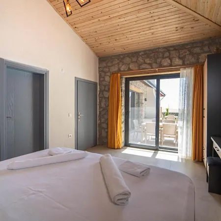 Ravishing With Private Pool Terrace And Backyard In Fethiye Βίλα